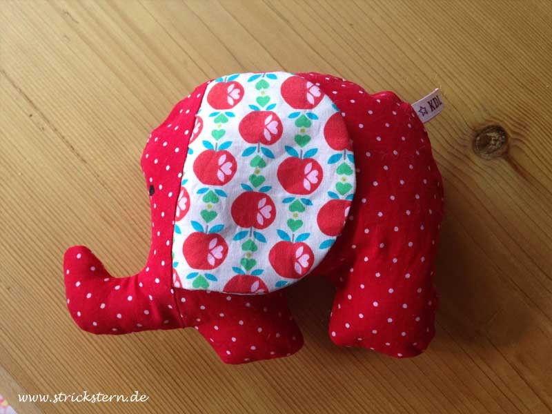 Kuscheltier Elefant