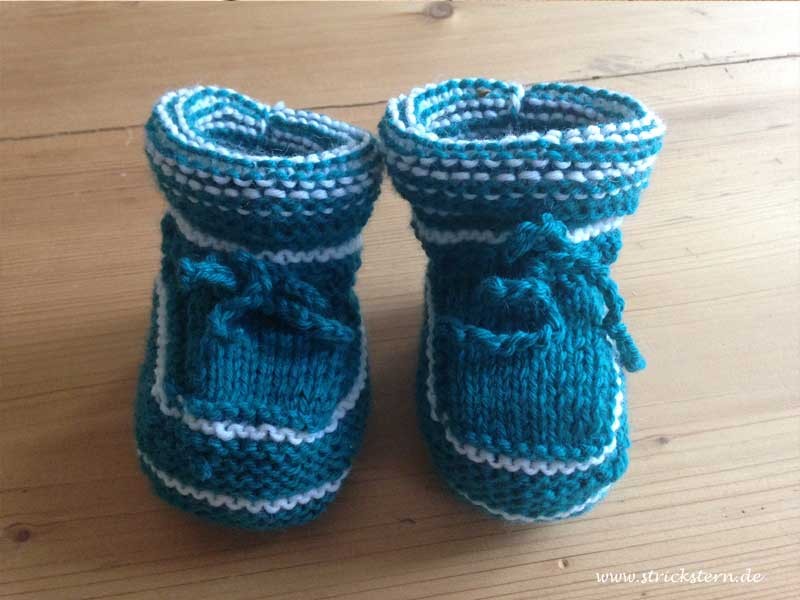 Babyschuhe stricken